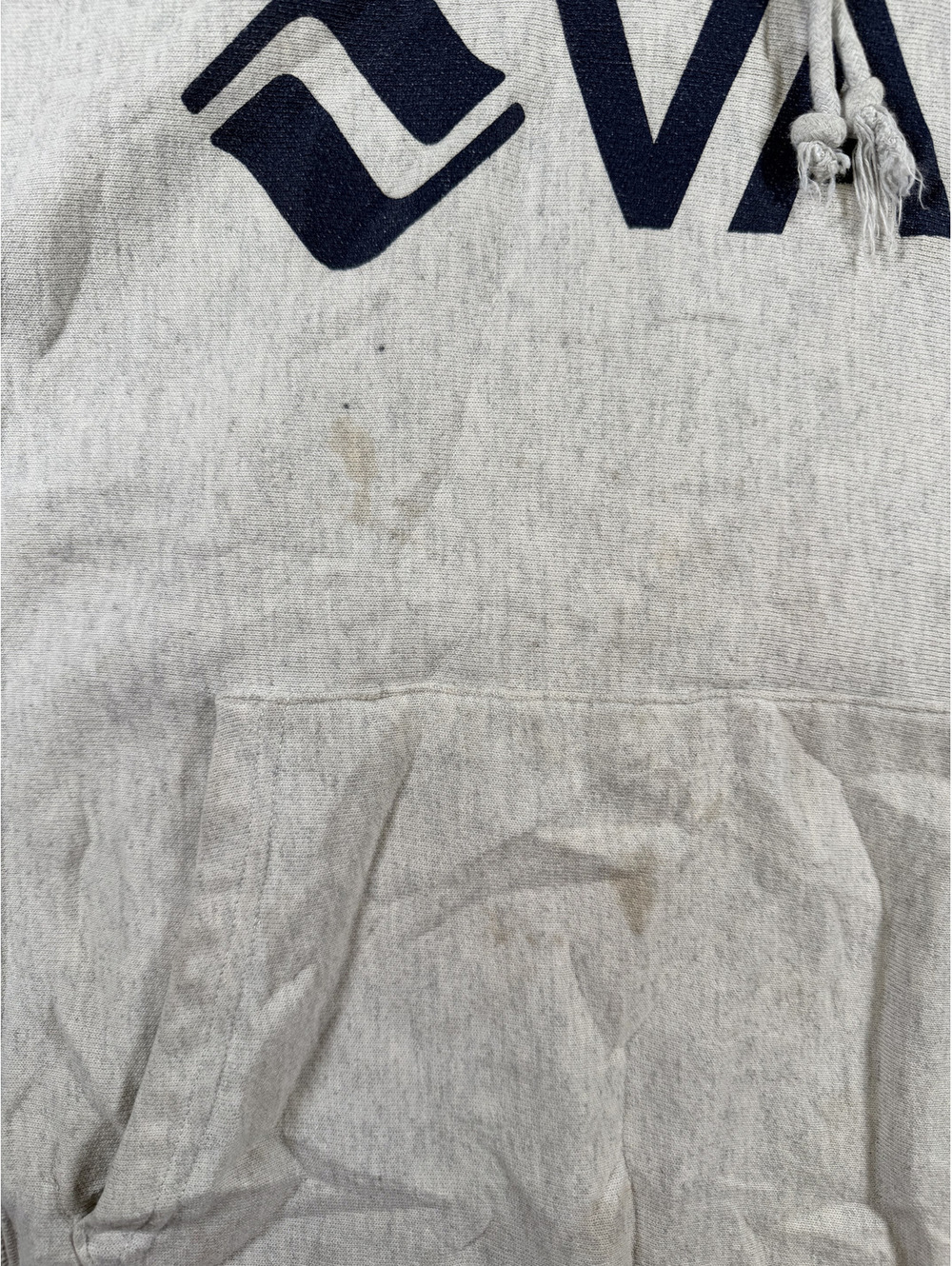 Vail Light Gray Pullover Hoodie with Front Pocket and Logo Size Small - Picture 4 of 12
